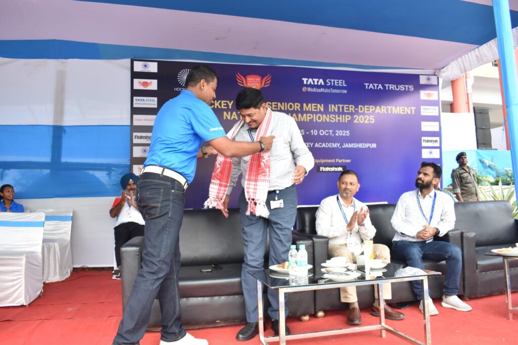 5वीं हॉकी इंडिया सीनियर मेन इंटर-डिपार्टमेंट नेशनल चैम्पियनशिप 2025 की शुरुआत नवल टाटा हॉकी अकादमी में हुई 2 THE NEWS FRAME
