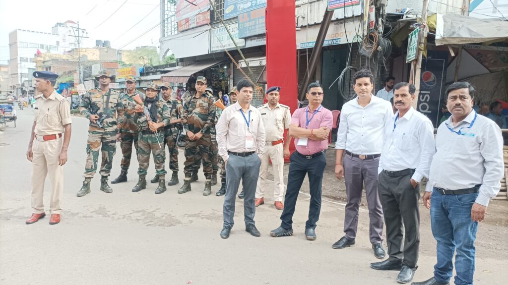 दुर्गा पूजा 2025 विसर्जन : मानगो में सुरक्षा के पुख्ता इंतज़ाम, शांति और श्रद्धा के साथ सम्पन्न 1 THE NEWS FRAME