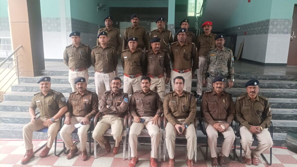 जमशेदपुर SSP पीयूष पांडेय ने SIT गठित कर उद्यमी कैरव गांधी अपहरण केस को सुलझाया। 1 THE NEWS FRAME
