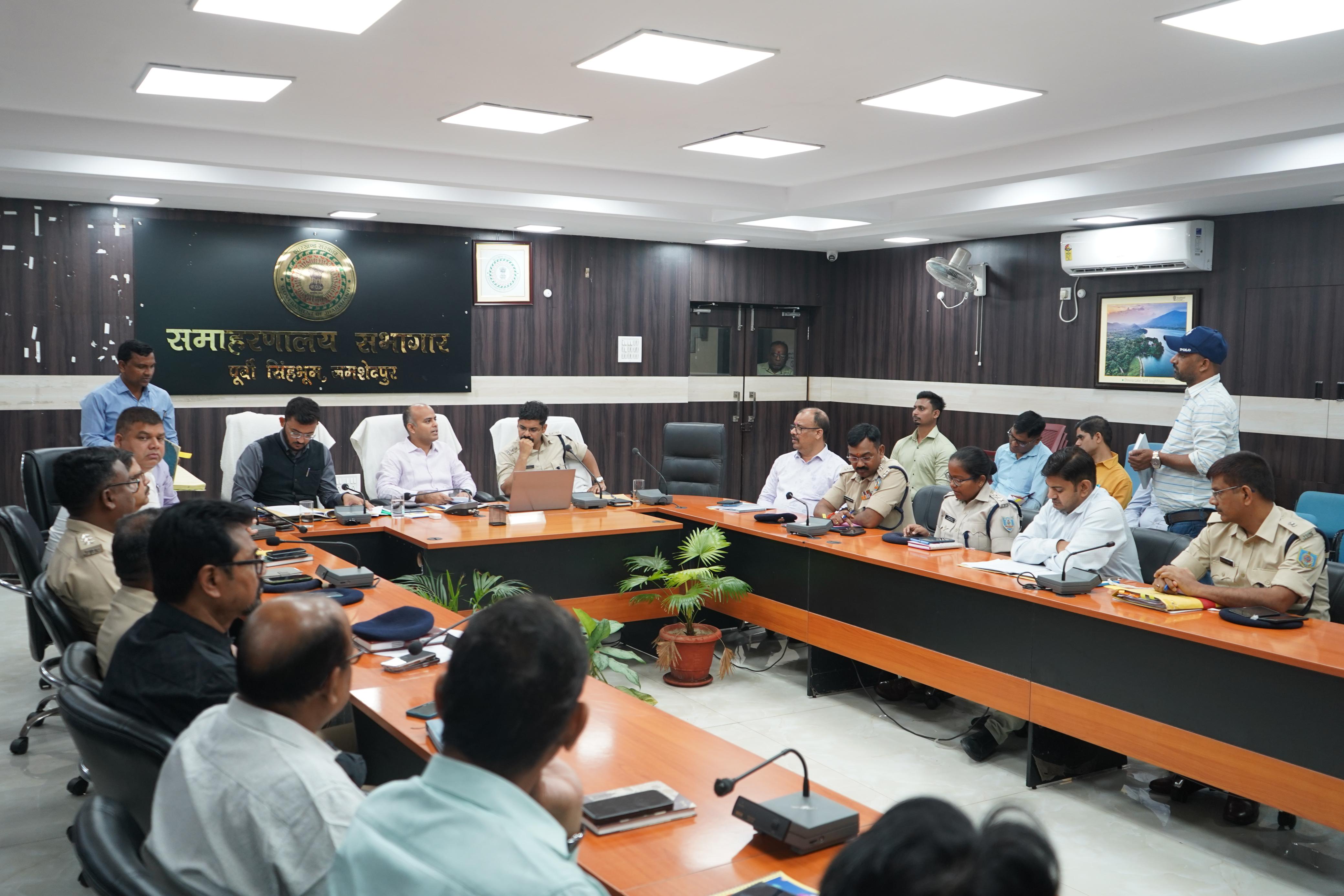 District Deputy Commissioner की अध्यक्षता में हुई जिला खनन टास्क फोर्स की बैठक 2 THE NEWS FRAME
