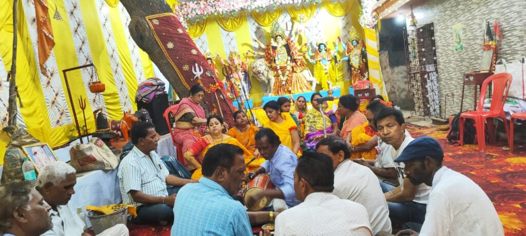 Navratri जवांरा पूजा का एमपी युवक संघ शीतला माता मंदिर में उद्घाटन 1 THE NEWS FRAME