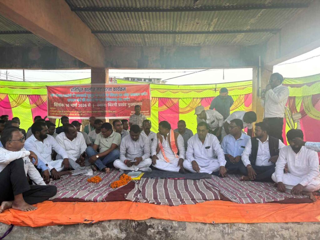 लेवरा–दलांगी में रामनवमी जुलूस मार्ग विवाद खत्म: 2 साल बाद सहमति से निकला समाधान, आंदोलन के बाद प्रशासन झुका 1 THE NEWS FRAME