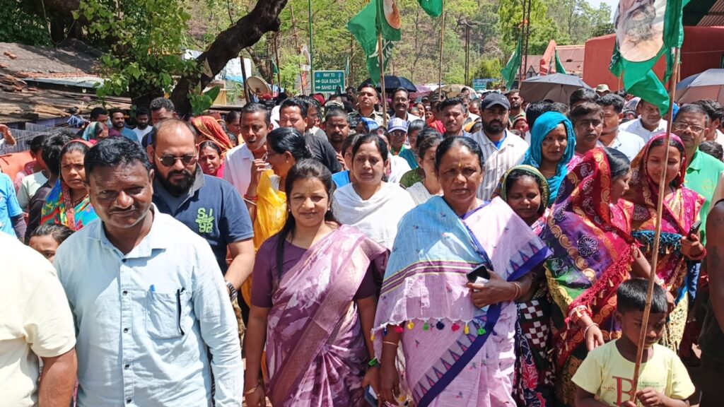 Cell प्रबंधन लाठी के जोर पर विस्थापितों का हक मारने की कोशिश न करे सांसद जोबा माझी का अल्टीमेटम 1 THE NEWS FRAME
