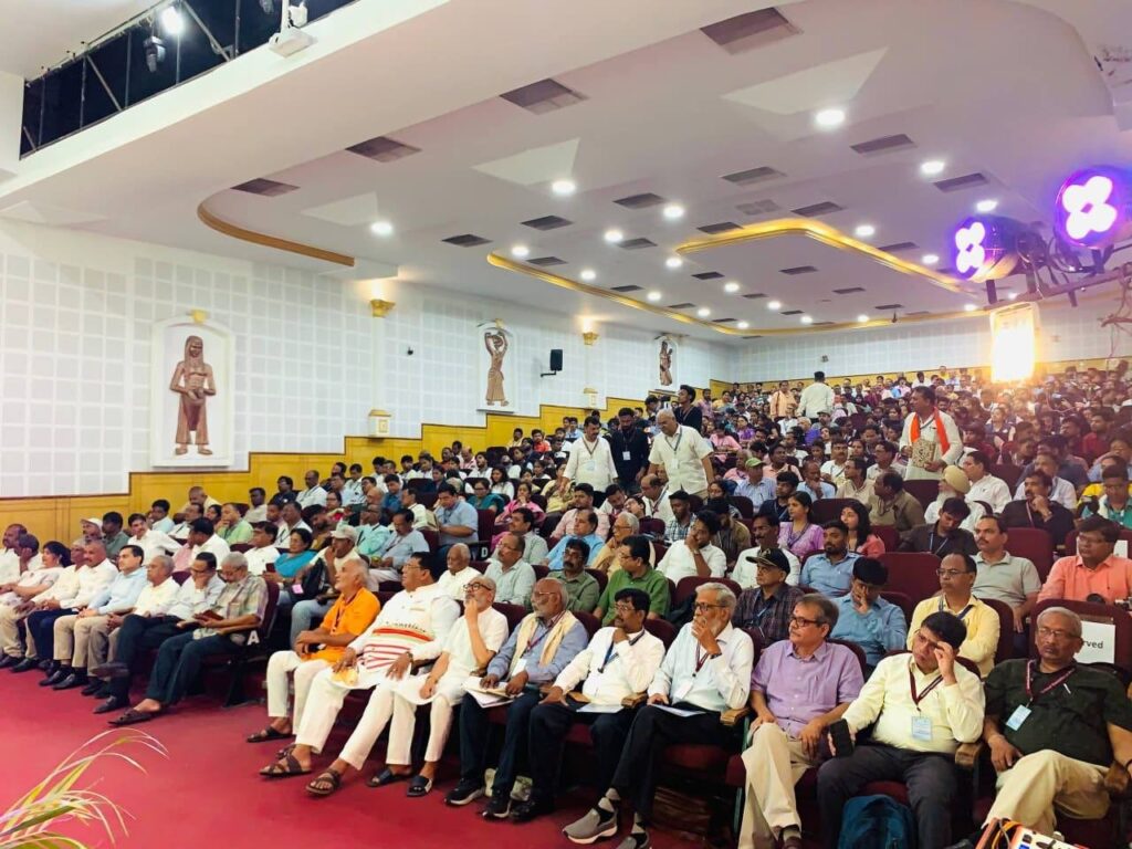 दो दिवसीय National नदी पर्वत सम्मेलन का भव्य आगाज जलपुरुष राजेंद्र सिंह ने उठाई सख्त कानून की मांग 2 THE NEWS FRAME