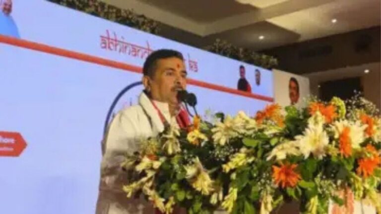 बंगाल में लागू होगा UCC और धर्मांतरण विरोधी सख्त कानून CM शुभेंदु अधिकारी का बड़ा ऐलान बोले- घुसपैठियों पर भी होगी कड़ी कार्रवाई 1 बंगाल में लागू होगा UCC और धर्मांतरण विरोधी सख्त कानून CM शुभेंदु अधिकारी का बड़ा ऐलान बोले- घुसपैठियों पर भी होगी कड़ी कार्रवाई