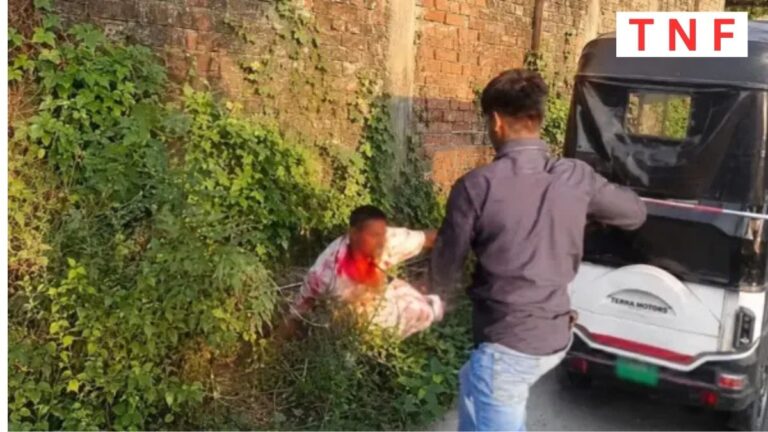 Gorakhpur में शिवकुमार तिवारी की हत्या से सनसनी तलवार से हमला करने का VIDEO वायरल इलाके में तनाव 1 Gorakhpur में शिवकुमार तिवारी की हत्या से सनसनी तलवार से हमला करने का VIDEO वायरल इलाके में तनाव