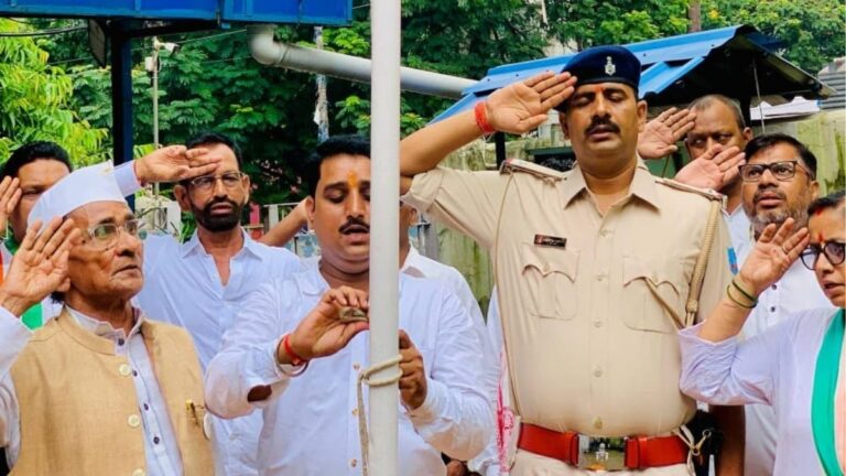 Jamshedpur को स्वच्छता में अव्वल बनाने का लें संकल्प एसपी सिंह 3 Jamshedpur को स्वच्छता में अव्वल बनाने का लें संकल्प एसपी सिंह