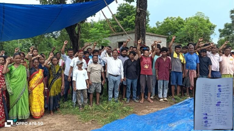 Manpita में निर्माणाधीन हेवी व्हीकल ट्रेनिंग सेंटर का ग्रामीणों ने किया विरोध 1 Manpita में निर्माणाधीन हेवी व्हीकल ट्रेनिंग सेंटर का ग्रामीणों ने किया विरोध