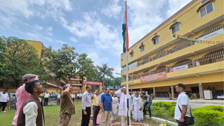 Netaji सुभाष विश्वविद्यालय में 80वां स्वतंत्रता दिवस समारोह हर्षोल्लास के साथ आयोजित 4 Netaji सुभाष विश्वविद्यालय में 80वां स्वतंत्रता दिवस समारोह हर्षोल्लास के साथ आयोजित