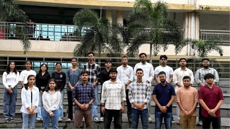 NIT जमशेदपुर में छात्र परिषद का गठन, श्रीनिवास प्रसाद अध्यक्ष और श्रेया शर्मा महासचिव मनोनीत 2 NIT जमशेदपुर में छात्र परिषद का गठन, श्रीनिवास प्रसाद अध्यक्ष और श्रेया शर्मा महासचिव मनोनीत