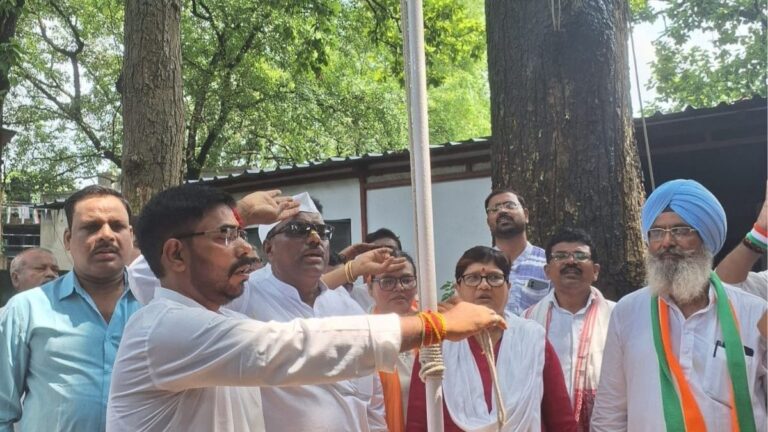 आजादी का पर्व संकल्प और शहीदों के सम्मान का दिन Subodh श्रीवास्तव 2 आजादी का पर्व संकल्प और शहीदों के सम्मान का दिन Subodh श्रीवास्तव