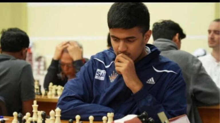 15 वर्षीय भारतीय player ने मैग्नस कार्लसन को हराया 50 चालों में दर्ज की ऐतिहासिक जीत