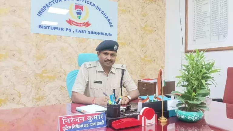 बिष्टुपुर थाना क्षेत्र में QR कोड आधारित डिजिटल बीट पुलिसिंग से बढ़ी सुरक्षा, 80 स्थानों पर निगरानी 1 बिष्टुपुर थाना क्षेत्र में QR कोड आधारित डिजिटल बीट पुलिसिंग से बढ़ी सुरक्षा, 80 स्थानों पर निगरानी