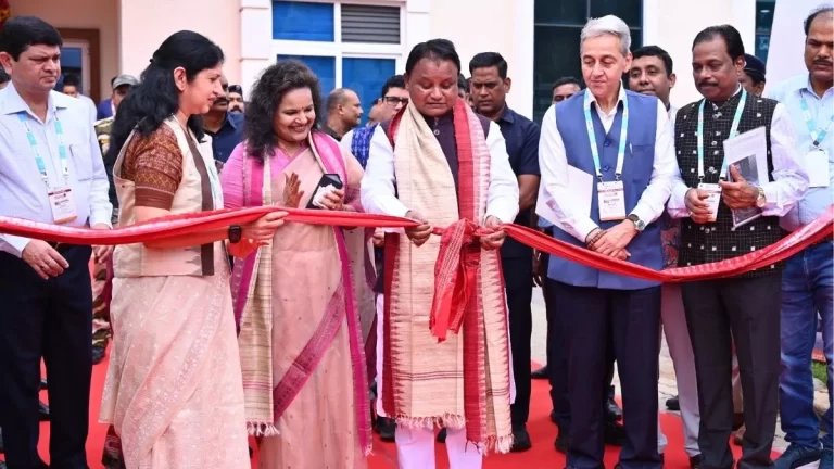 ‘मिशन जीरो’ से स्वच्छता कार्यों में मौतों पर लगेगी रोक, भुवनेश्वर में राष्ट्रीय कार्यशाला आयोजित 1 ‘मिशन जीरो’ से स्वच्छता कार्यों में मौतों पर लगेगी रोक, भुवनेश्वर में राष्ट्रीय कार्यशाला आयोजित