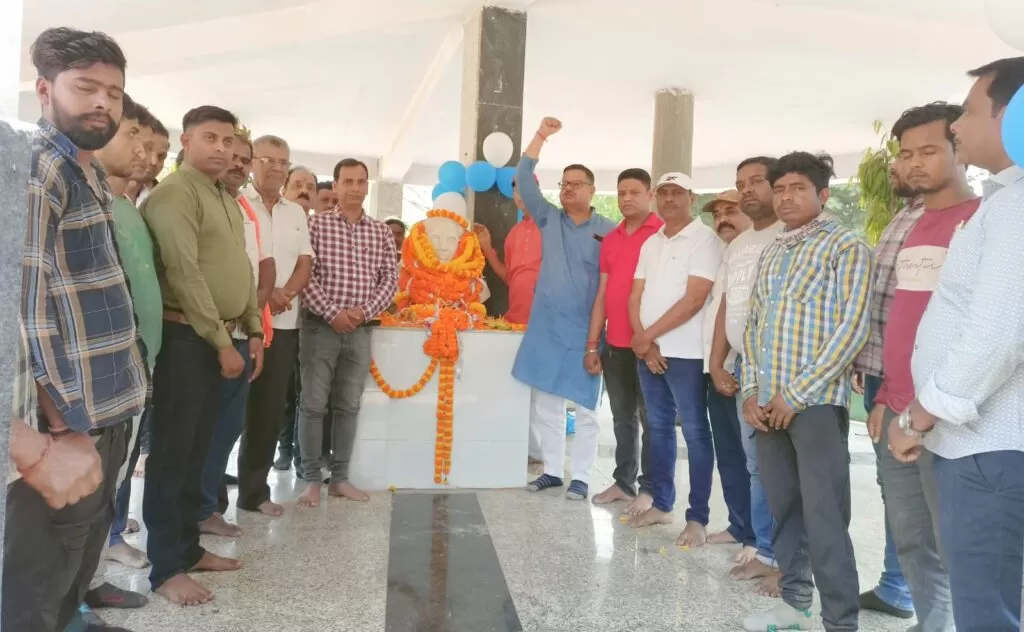BJP celebrated the birth anniversary of Dr. Bhimrao Ambedkar: भाजपा ने डॉ. भीमराव अंबेडकर की जयंती धूमधाम से मनाई, डॉ. भीमराव अम्बेडकर न होते तो भारत विश्व गुरु न बन पाता - विकास सिंह. 5 भाजपा ने डॉ. भीमराव अंबेडकर की जयंती धूमधाम से मनाई, डॉ. भीमराव अम्बेडकर न होते तो भारत विश्व गुरु न बन पाता - विकास सिंह.