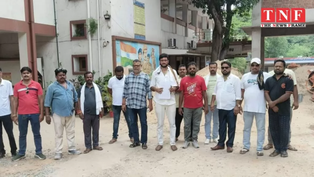 भारतीय जनतंत्र मोर्चा के युवा मोर्चा जिला अध्यक्ष अमित शर्मा ने वरीय आरक्षी अधीक्षक को दी व्हाट्सएप कॉल से धमकी की शिकायत। 4 अमित शर्मा
