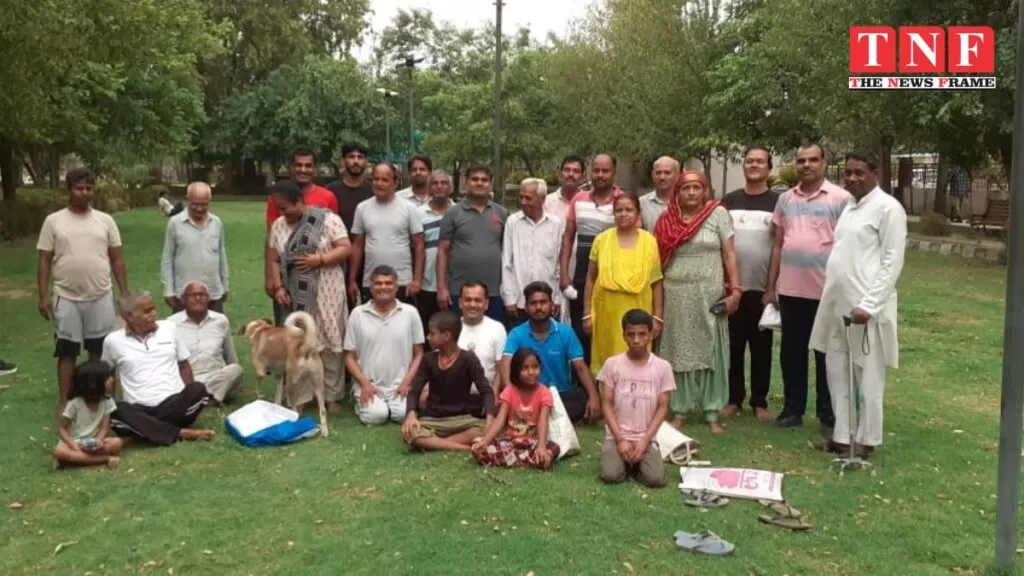 अंतर्राष्ट्रीय योग दिवस पर डॉक्टर जी आर गुप्ता को राष्ट्रीय योग रत्न से सम्मानित। 5 डॉक्टर