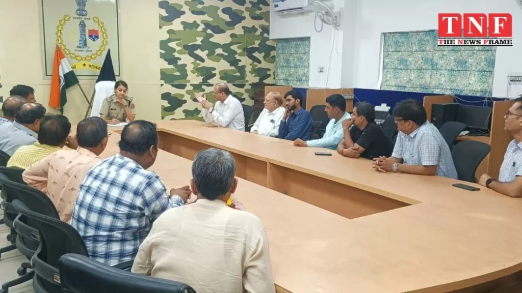 पुलिस अधीक्षक सुश्री जेयष्ठा मैत्रेयी ने भिवाड़ी व्यापारियों से मुलाकात की, समस्याओं का समाधान किया। 5 पुलिस