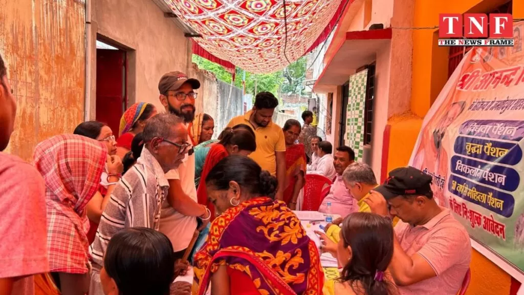 बारीडीह बस्ती में मेगा हेल्थ चेकअप कैंप एवं सहायता शिविर का आयोजन। 5 बारीडीह