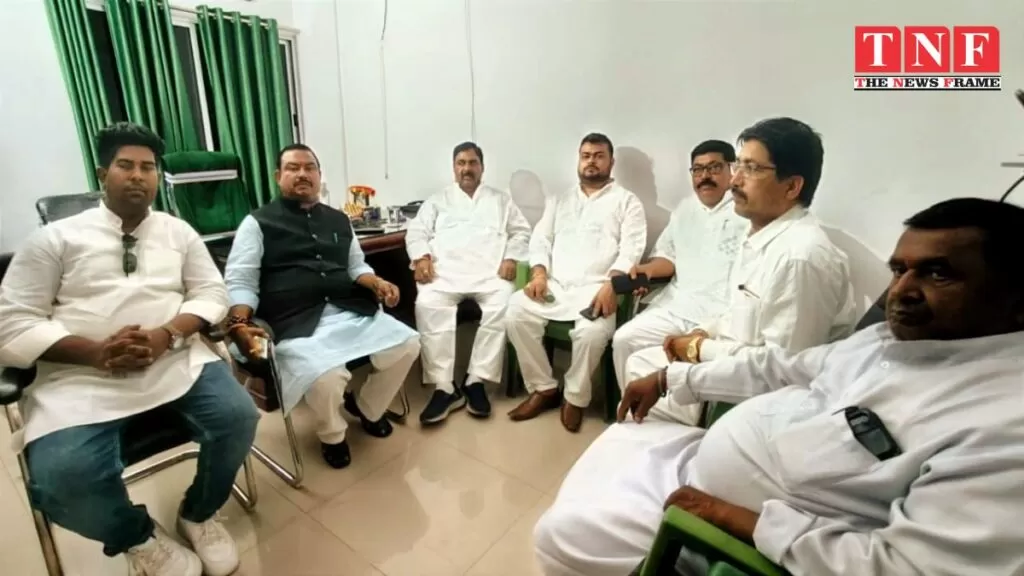 प्रदेश राजद कार्यालय में राजद के वरिष्ठ नेताओं की महत्वपूर्ण बैठक संजय प्र यादव के नेतृत्व में संपन्न। 5 राजद