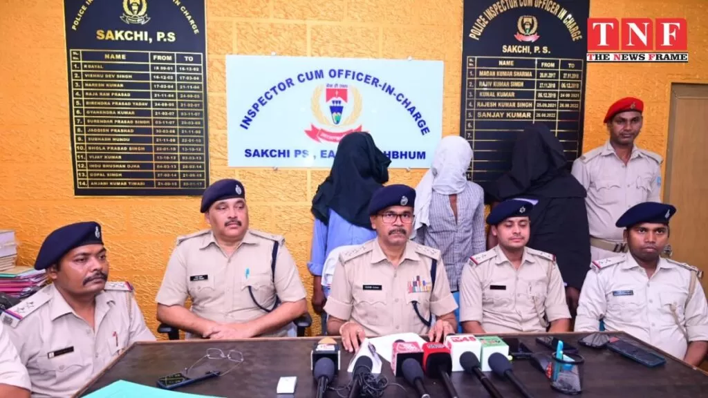 साकची थाना पुलिस ने मोटरसाइकिल चोर गिरोह का पर्दाफाश, 3 आरोपी गिरफ्तार, 12 चोरी की मोटरसाइकिल बरामद। 3 साकची