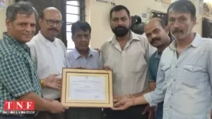 अधिवक्ता वेद प्रकाश सिंह ने खरकई स्वर्णरेखा संरक्षण समिति को ट्रस्ट एक्ट के तहत निबंधन प्रमाण पत्र उपलब्ध कराया। 5 स्वर्णरेखा
