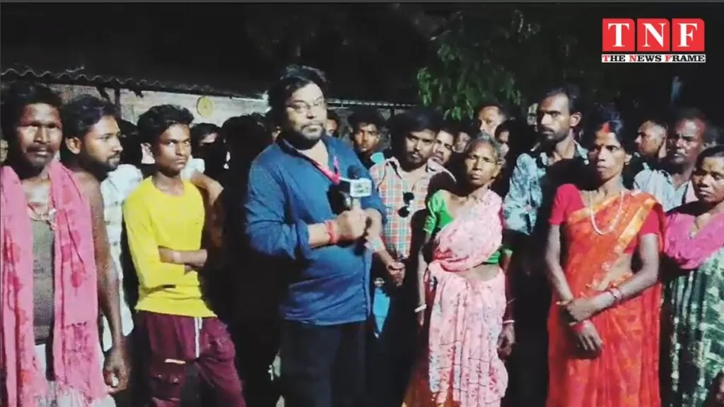 नगड़ी सीओ राकेश कुमार श्रीवास्तव के समर्थन में उतरे नगड़ी निवासी, बिचौलियों और एजेंटों ने साजिश के तहत लगाया आरोप। 4 नगड़ी सीओ राकेश कुमार श्रीवास्तव के समर्थन में उतरे नगड़ी निवासी, बिचौलियों और एजेंटों ने साजिश के तहत लगाया आरोप।
