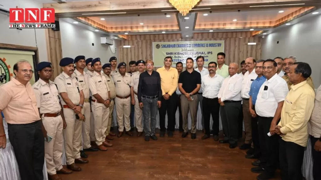 सिंहभूम चैम्बर में एसएसपी और टीम का व्यापारियों से सीधा संवाद: सुरक्षा, यातायात और अतिक्रमण पर हुई चर्चा। 5 सिंहभूम