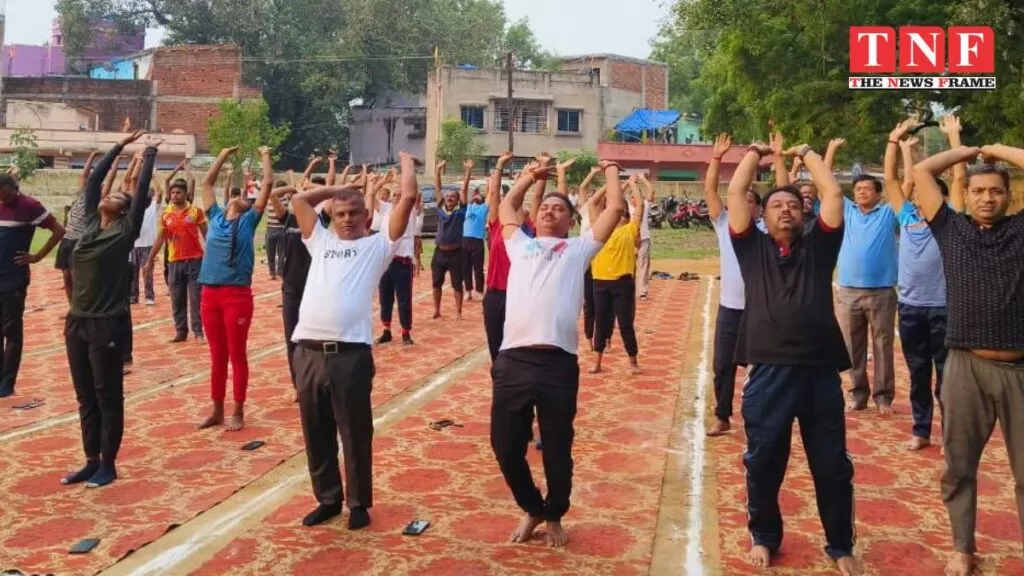 अंतर्राष्ट्रीय योग दिवस पे सोनारी में योग उत्सव। 4 y