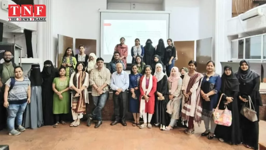 करीम सिटी कॉलेज में अंग्रेजी विभाग ने दो दिवसीय स्टूडेंट सेमिनार आयोजित किया। 4 करीम सिटी कॉलेज