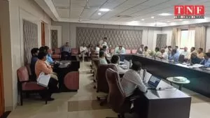 जिला कलेक्टर ने ली सीएसआर की बैठक। 5 कलेक्टर