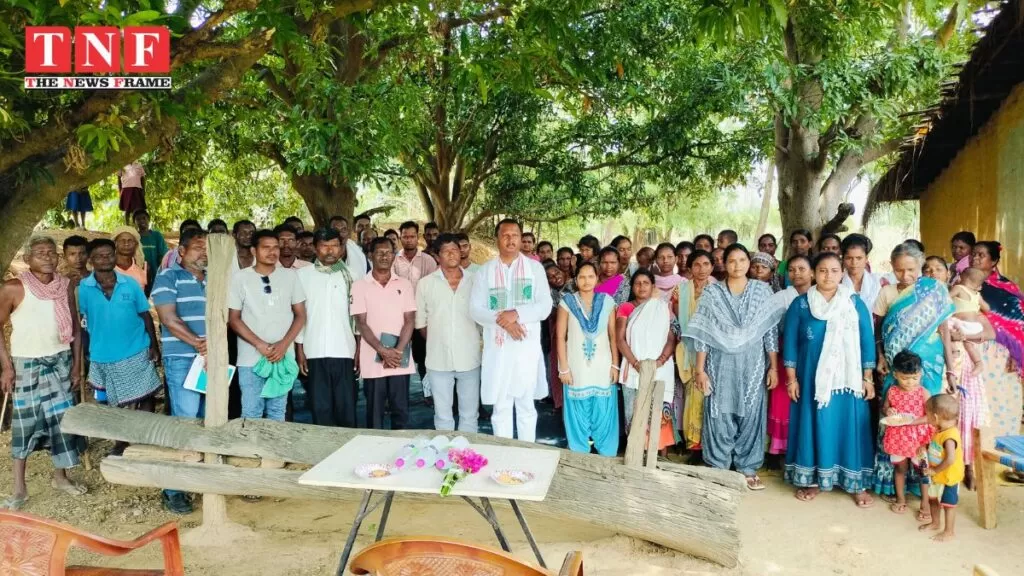 पेयजल समस्या को लेकर पेटेडीपा गांव में ग्रामीणों की बैठक आयोजित। 4 जल