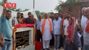 विधायक सरयू राय की पहल से झगरू बागान से आजाद बस्ती तक पुल निर्माण के लिए हुआ शिलान्यास , बस्ती वासियों ने किया धन्यवाद। 4 विधायक
