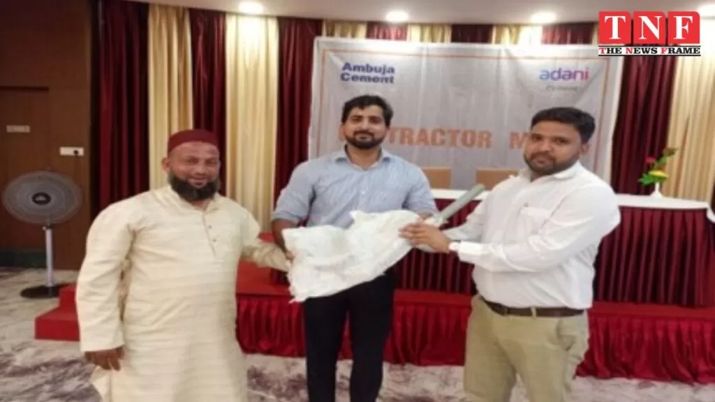 अंबुजा सीमेंट्स एक ठेकेदार को उसकी वित्तीय रिकवरी में मदद करता है। 4 सीमेंट्स