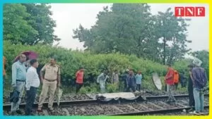 मनोहरपुर-अहमदाबाद एक्सप्रेस ट्रेन की चपेट में आया रेलकर्मी, पुलिस ने शव को पोस्टमार्टम के लिए भेजा 5 मनोहरपुर-अहमदाबाद एक्सप्रेस ट्रेन की चपेट में आया रेलकर्मी, पुलिस ने शव को पोस्टमार्टम के लिए भेजा