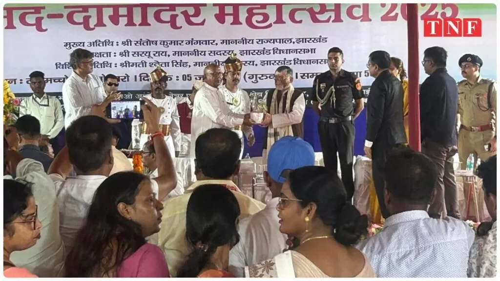 बोकारो में राज्यपाल संतोष गंगवार ने सरयू राय की तारीफ की, बोले- राय जी ने बड़ा काम अपने हाथ में लिया 5 THE NEWS FRAME