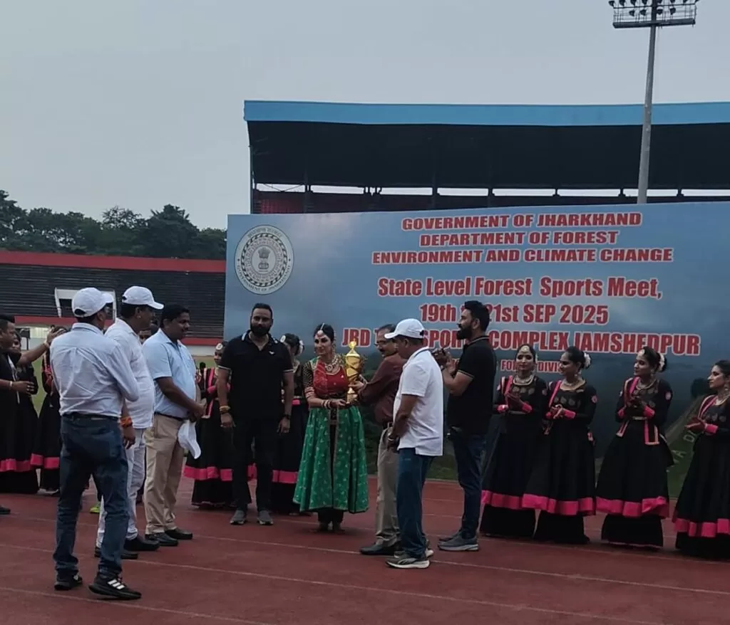 खेल, कला और पर्यावरण चेतना का अनोखा संगम: जमशेदपुर में वन विभाग का भव्य सांस्कृतिक आयोजन 4 THE NEWS FRAME