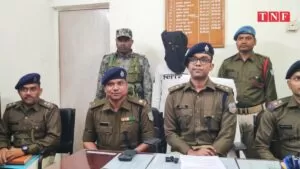 चक्रधरपुर पुलिस को मिली बड़ी सफलता : ब्राउन शुगर की खरीद–फरोख्त में एक युवक गिरफ्तार, 68 पुड़िया बरामद 5 THE NEWS FRAME