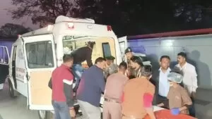 सारंडा जंगल में नक्सलियों की साजिश, IED विस्फोट में कोबरा बटालियन के दो जवान गंभीर घायल, एयरलिफ्ट से रांची लाया गया 4 THE NEWS FRAME