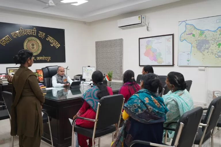 आवेदनों का हुआ ऑन द स्पॉट समाधान