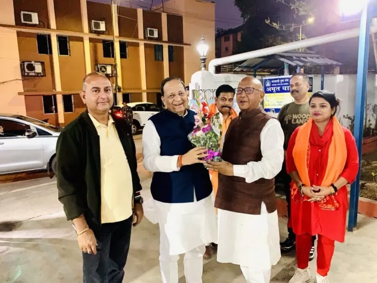 सरयू राय से मिले भाजपा के राष्ट्रीय महामंत्री अरुण सिंह