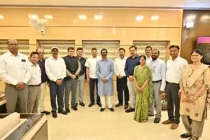 मुख्यमंत्री श्री हेमन्त सोरेन से IAS में नव प्रोन्नत झारखंड प्रशासनिक सेवा के अधिकारियों ने की मुलाकात। 5 THE NEWS FRAME