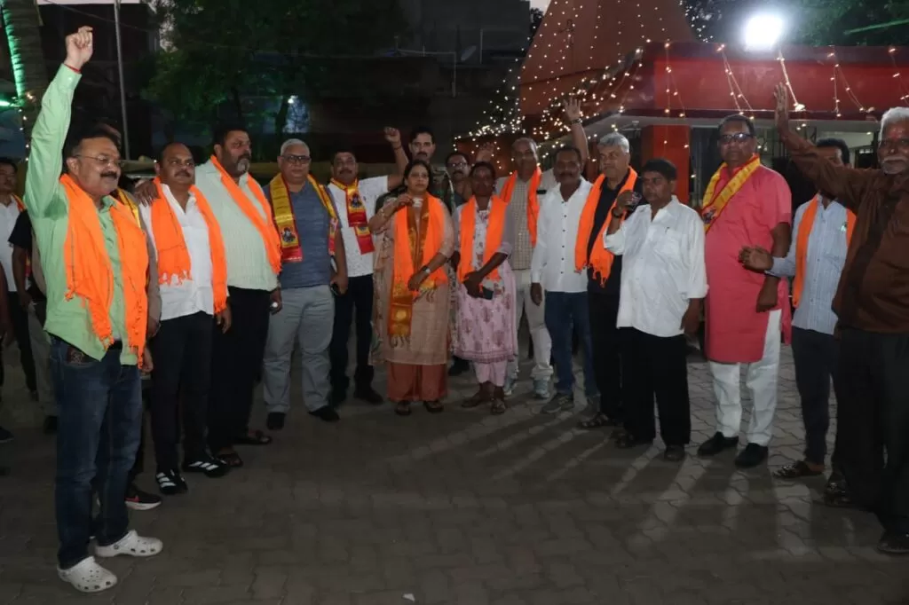 Mango नगर निगम मेयर सुधा गुप्ता ने विभिन्न रामनवमी समितियों का किया दौरा व्यवस्थाओं का लिया जायजा 4 THE NEWS FRAME