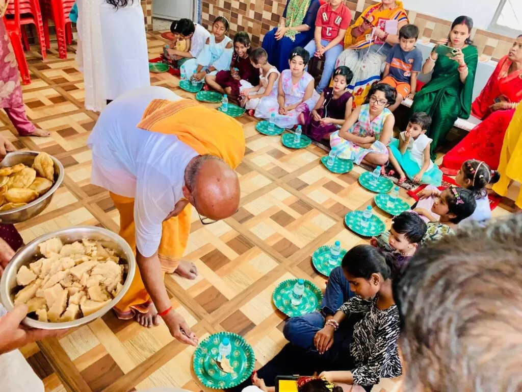 Shri लक्ष्मीनारायण मंदिर परिसर में गोसेवा केंद्र और सनातन सदन का सरयू राय ने किया भूमिपूजन 6 THE NEWS FRAME