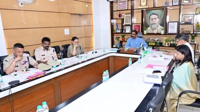 पर्व-त्योहारों को लेकर हाई अलर्ट: मुख्यमंत्री हेमन्त सोरेन की बड़ी बैठक