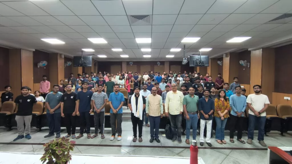 NIT जमशेदपुर में सामाजिक दायित्व एवं व्यक्तित्व विकास पर विशेषज्ञ संवाद युवाओं को राष्ट्र निर्माण का मंत्र 4 THE NEWS FRAME