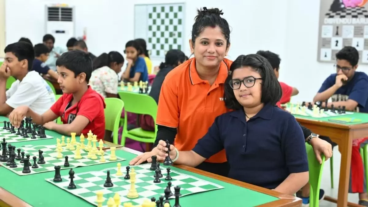 करीम सिटी कॉलेज में सतरंग‑15 के तहत नृत्य प्रतियोगिता रक्स का जलवा 7 1