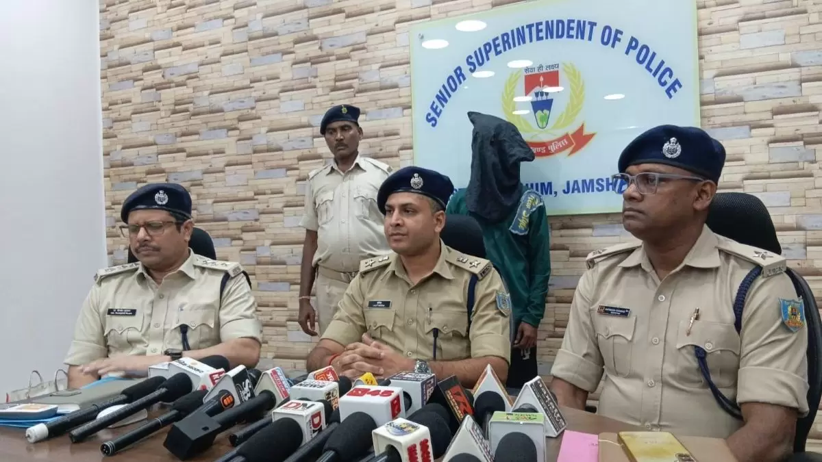 करीम सिटी कॉलेज में सतरंग‑15 के तहत नृत्य प्रतियोगिता रक्स का जलवा 7