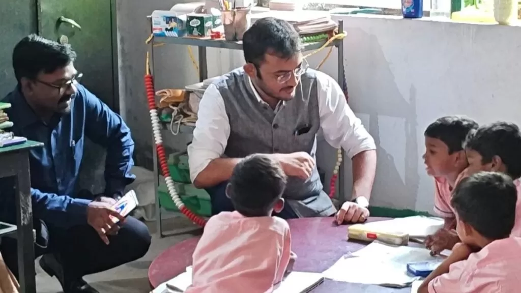 Purvi सिंहभूम में विकास योजनाओं की जमीनी हकीकत जांचने उतरे नोडल पदाधिकारी पंचायतों और वार्डों में चला विशेष निरीक्षण अभियान 4 THE NEWS FRAME
