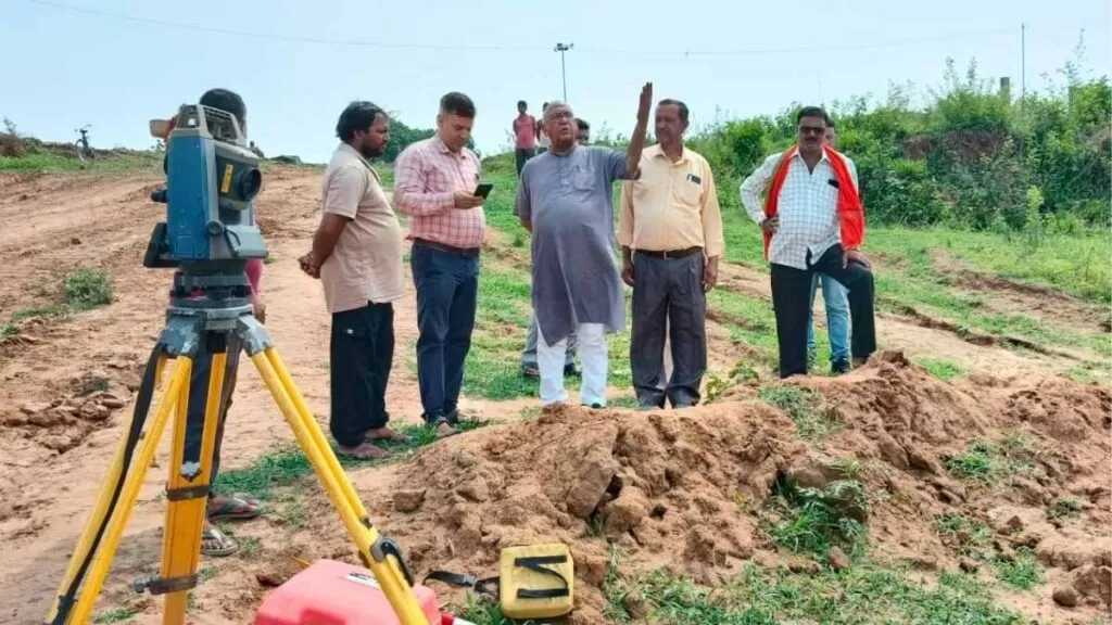 Saryu राय ने स्वर्णरेखा नदी पर बन रहे पुल और फोरलेन सड़क निर्माण कार्य की समीक्षा की 4 THE NEWS FRAME